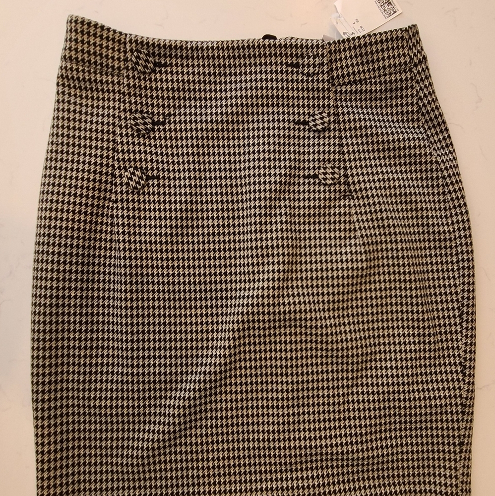 H&M Skirt with Buttons